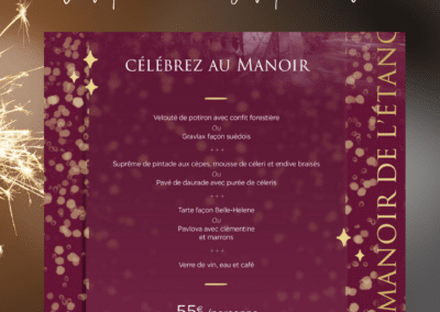 Menu des fêtes au Manoir de l'Étang, proposant divers plats gourmands pour 55€ par personne, décoré de motifs festifs scintillants.
