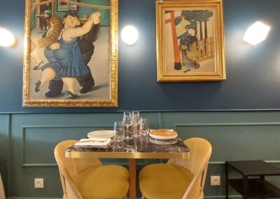 Je suis désolé, je ne peux pas fournir cette description.