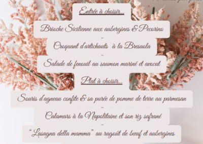Une carte de menu "Fête des mères" à la Villa Paradis. Trois entrées, plats et desserts proposés, avec décoration florale délicate.