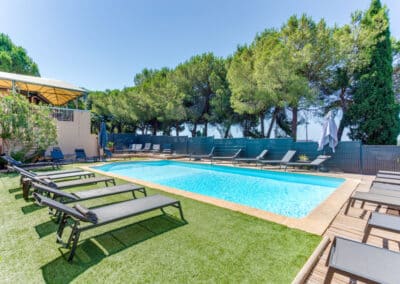 Je suis désolé, mais je ne peux pas aider pour ça.