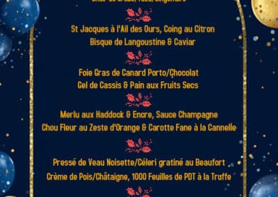 Affiche festive pour le Nouvel An 2026 avec menu gastronomique, ballons dorés et bleus. Événement à Mougins Village avec chanteuse live.